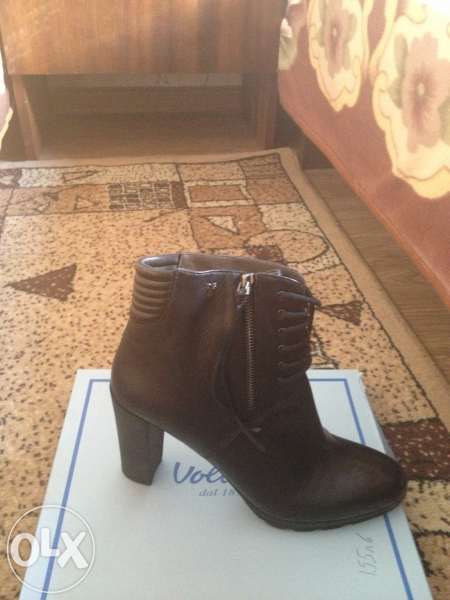 Италиански дизайнерски боти VOLTAN