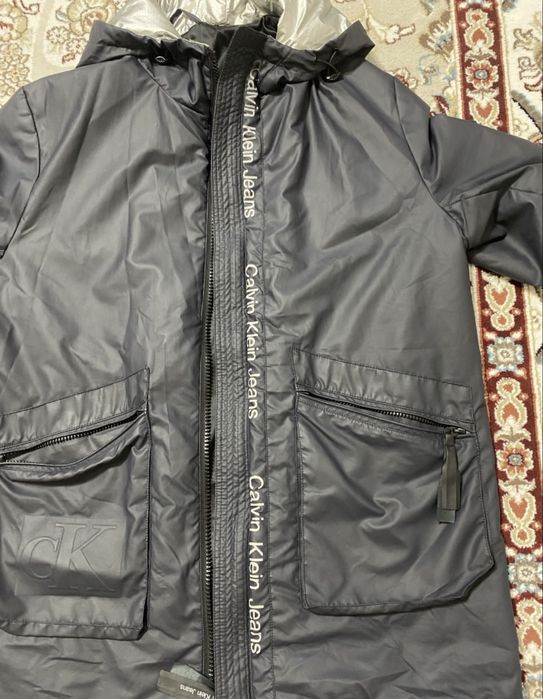 Продаю куртку демнисезонную