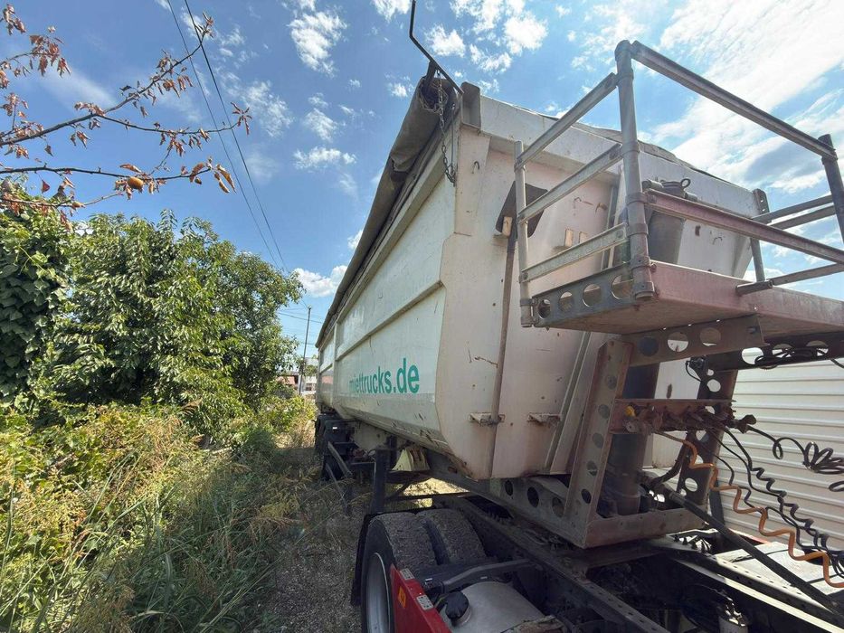 Vand Volvo EEV 460 si semiremorca SCHMITZ 50mc cu sasiu de galvan