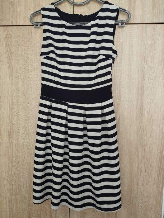 Морска рокля М размер