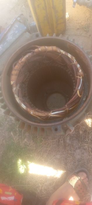 Generator 3 fazali 15000abarot 15 kv
