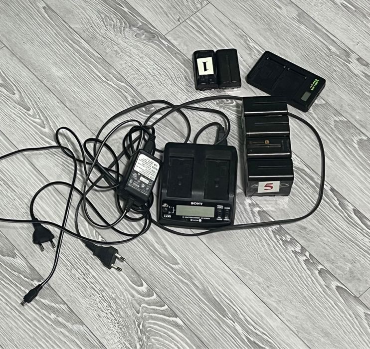 Сатылады Sony 2500 Sony 2000