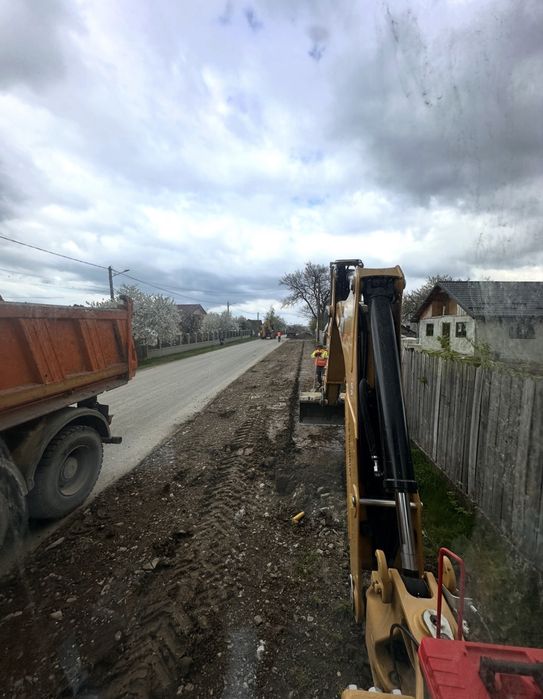 De închiriat buldoexcavator Iasi