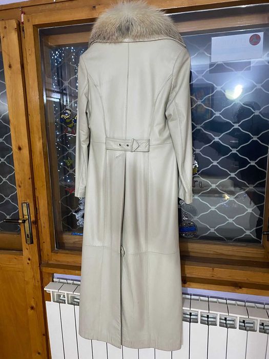 Зимно кожено женско палто