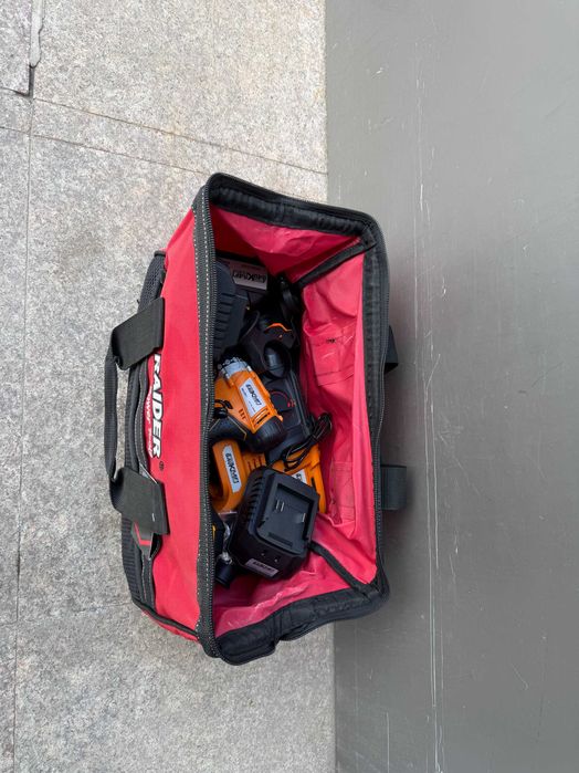 К-т Ъглошлайф бормашина перфоратор 18V2x4Ah+Чанта