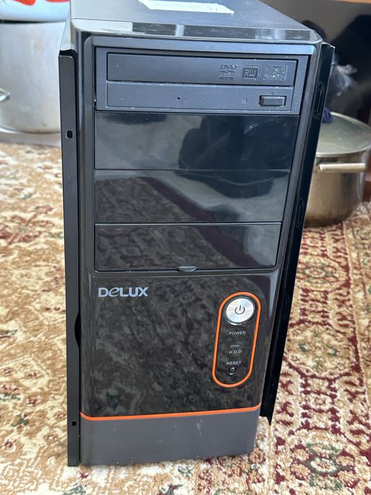 Офисный компьютер