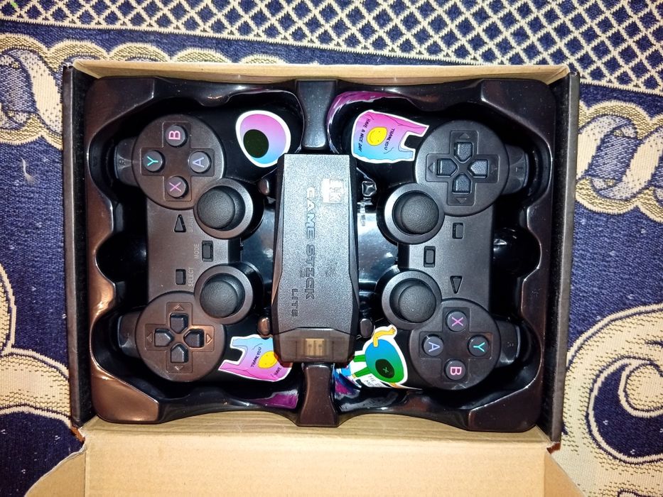 Продам приставку Game stick lite 4k