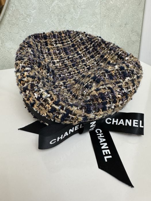 Шапка от материал букле