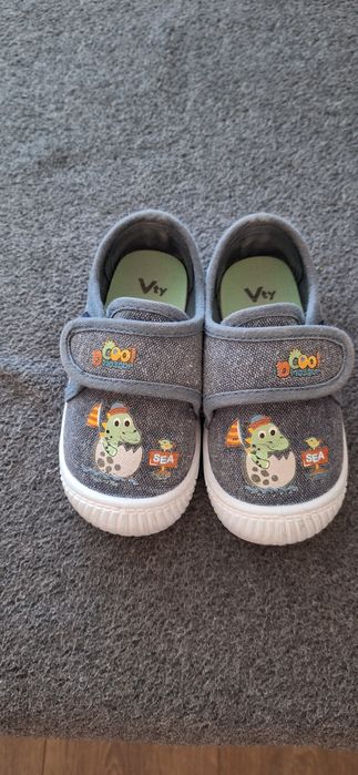 Детски пантофи, 23 номер