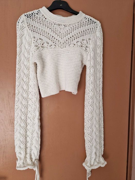 Стилен плетен къс топ, с дълъг ръкав / S
