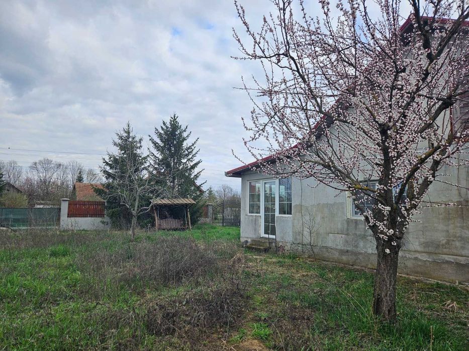 Vand casa cu proiect de permacultura, in Sacosu Turcesc