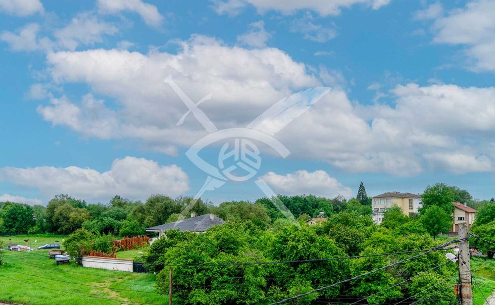 Продава се Етаж от къща в с. Волуяк, Област София-град - 180 кв.м за 889 €/кв.м - Снимка #17