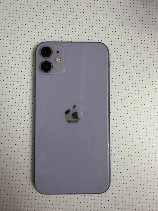Продам Айфон 11 64Gb