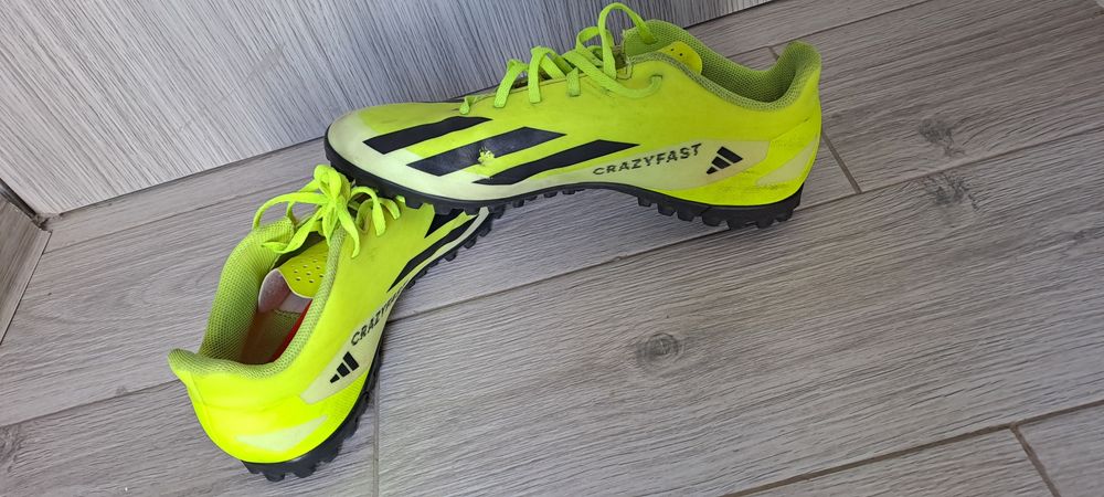 Ghete fotbal sintetic