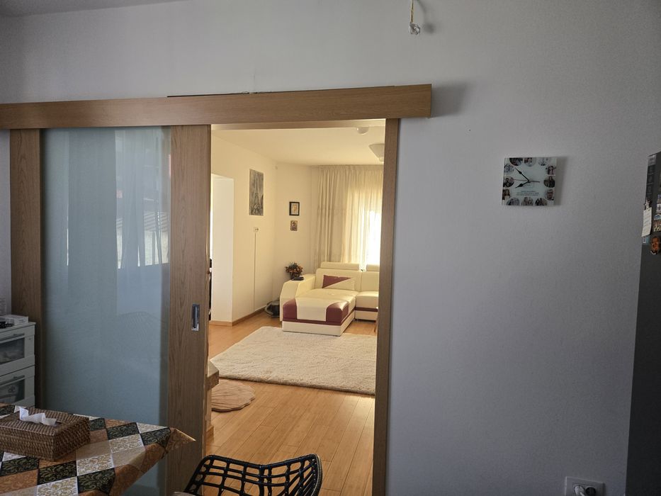 Casa de vanzare in Tractorul