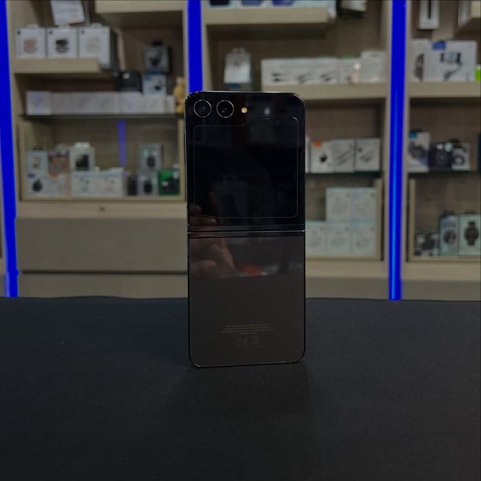 Samsung Z Flip 5 512/256Gb