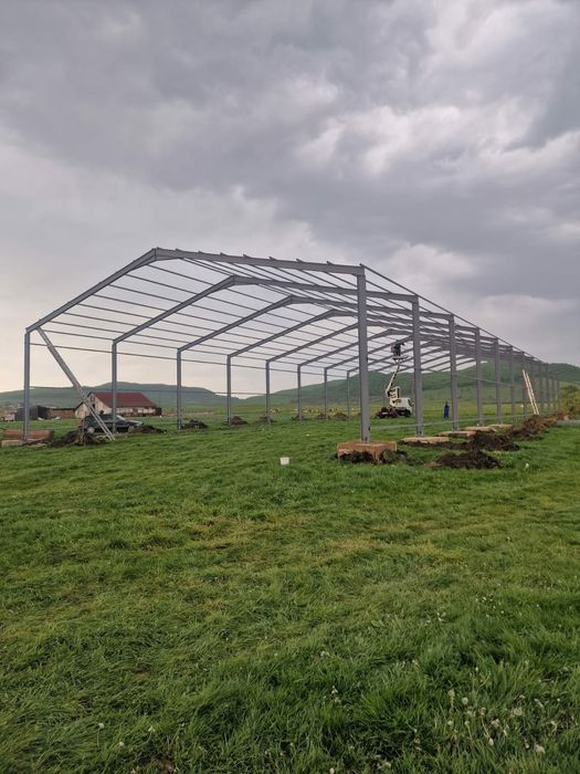 Vând  hale metalice lucrăm fără avans