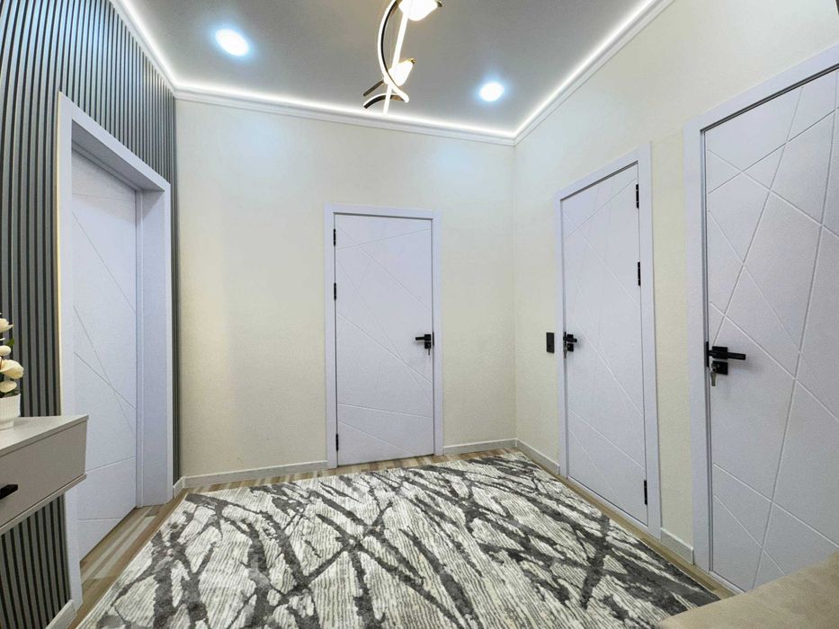 СРОЧНАЯ Продажа Шикарной квартиры  Новостройке на Чиланзаре А-03