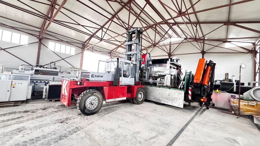 Închiriez motostivuitor stivuitor manitou încarcator telescopic macara