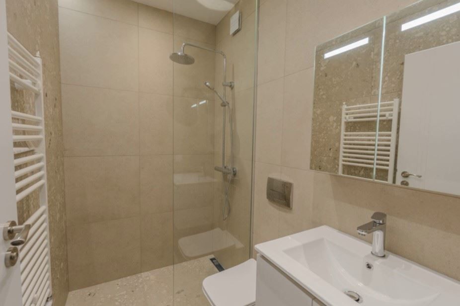 Дава се под наем Двустаен апартамент в София, Дружба 2 - 51 кв.м за 697.17 € - Снимка #6