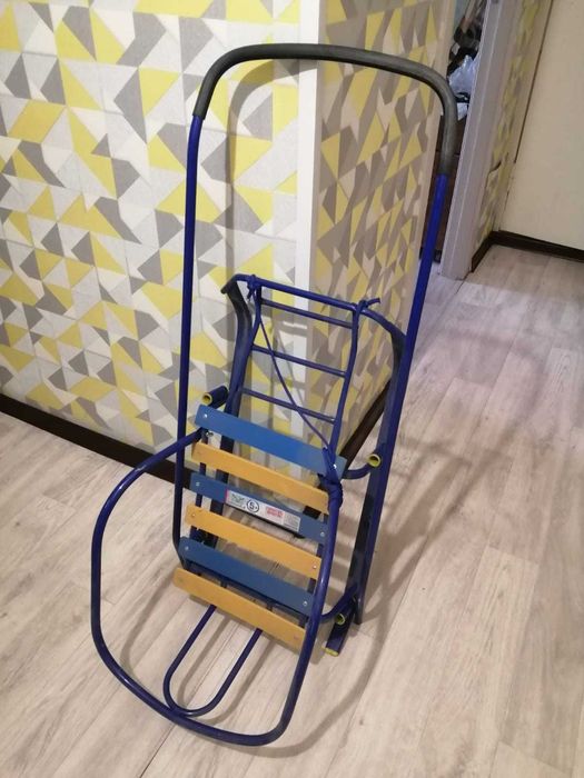 Продам санки не китайские