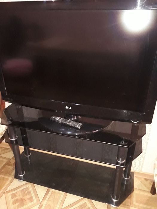 Продается телевизор