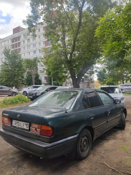 Продам Nissan Primera 1993