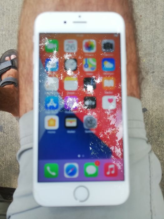 IPhone  6 S.                  .