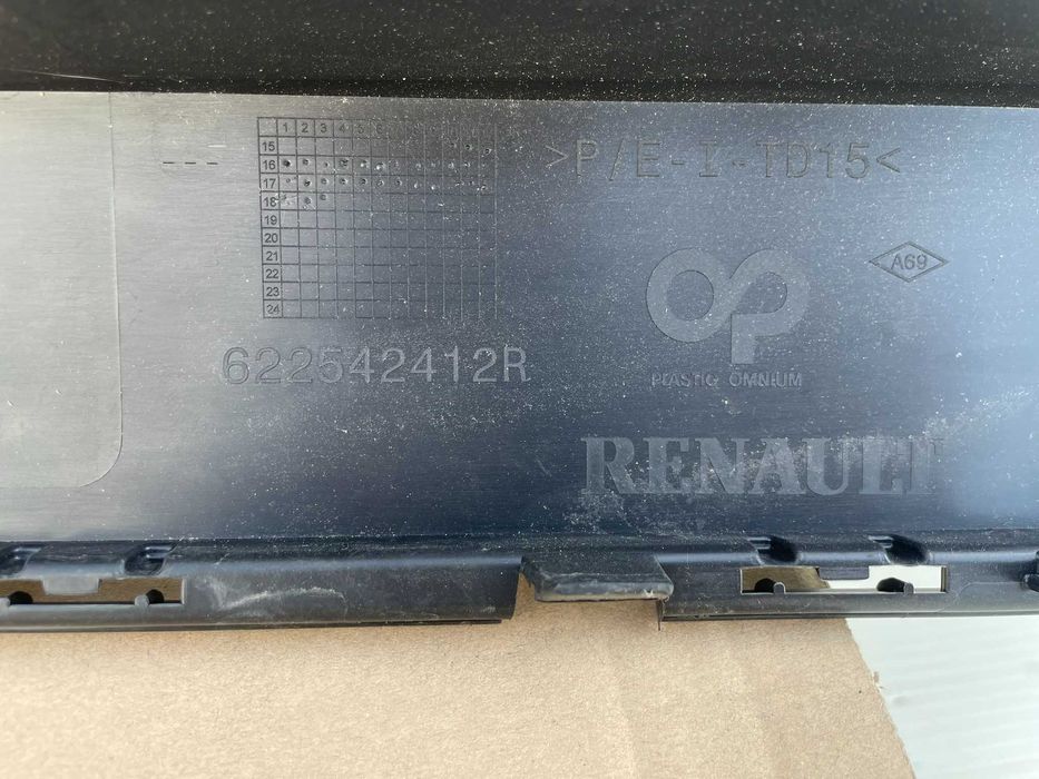 Grila inferioara bara fata Renault Clio 4 2016-2019 noua originala