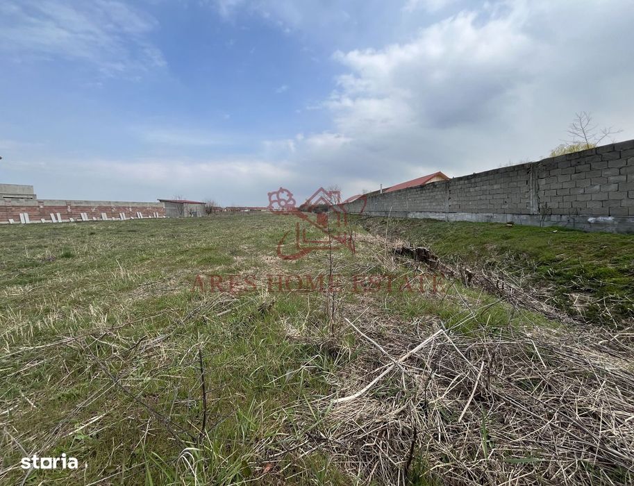 Teren intravilan pentru blocuri la asfalt | Bucovat