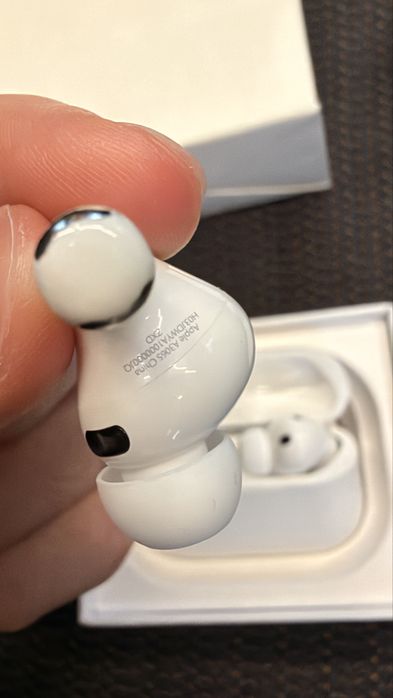 Air pods pro 3  le vand ca m-am mutat pe android