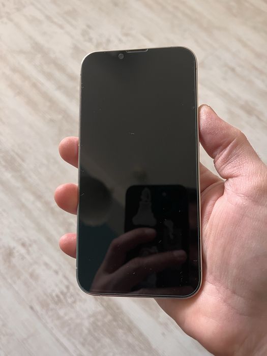 Iphone 13 pro 128gb бял с кутия