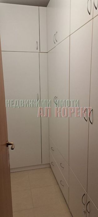 слънчев 3-стаен апартамент