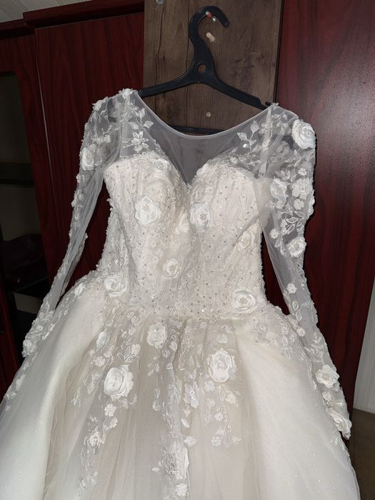 Платье свадебное