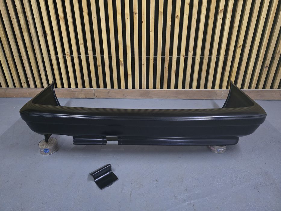 BMW E34 M5 Задний бампер.