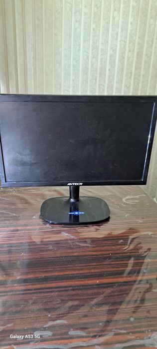 Продаётся Монитор  19  б/у