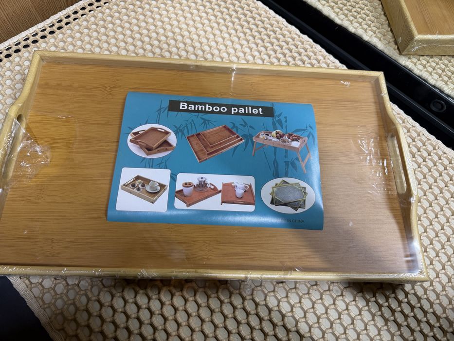 Продам стол -поднос !