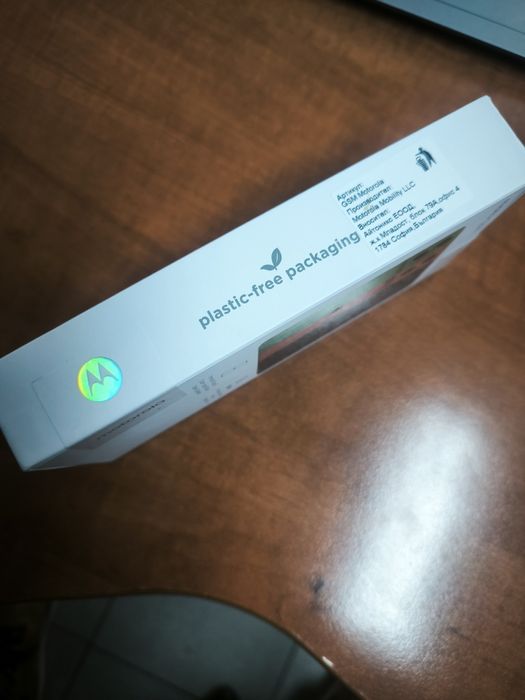 Motorola Moto g 06 - чисто нов мобилен телефон