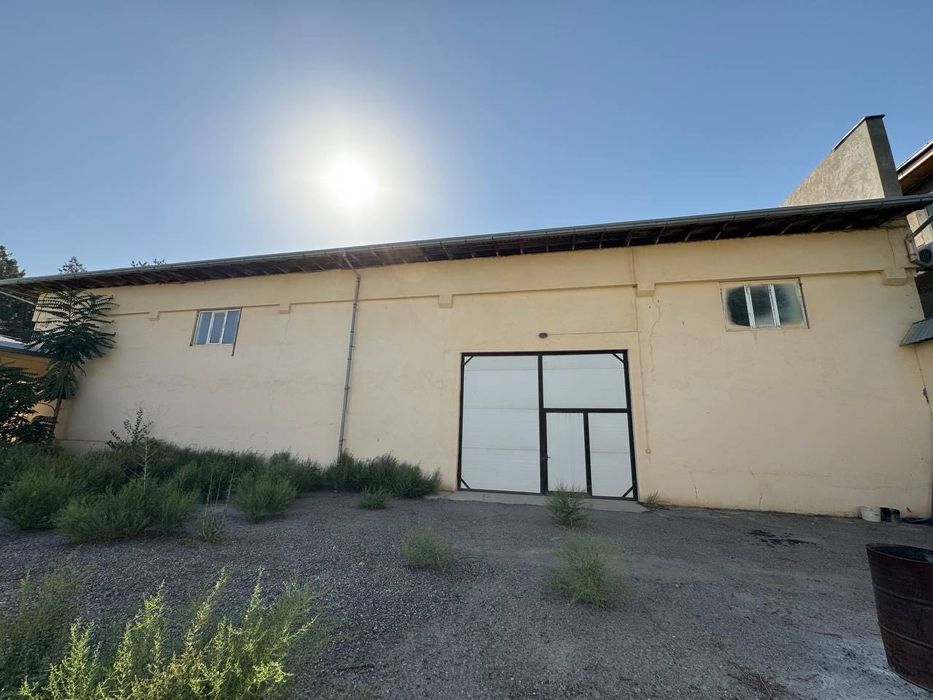 Продаётся срочно не жилой земли под любой бизнес 23 соток Чиланзар.