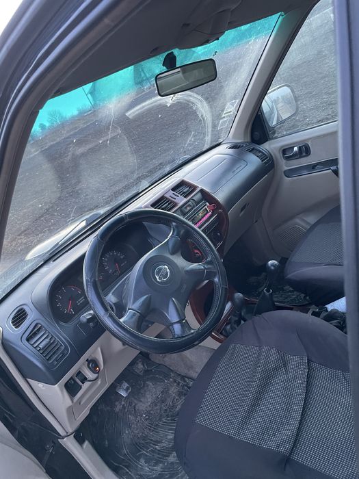 Vand Nissan terraro 2