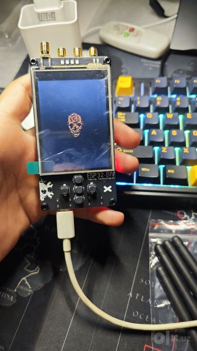 ESP32-DIV V2 Hackers' Toy (esp32 div v2)