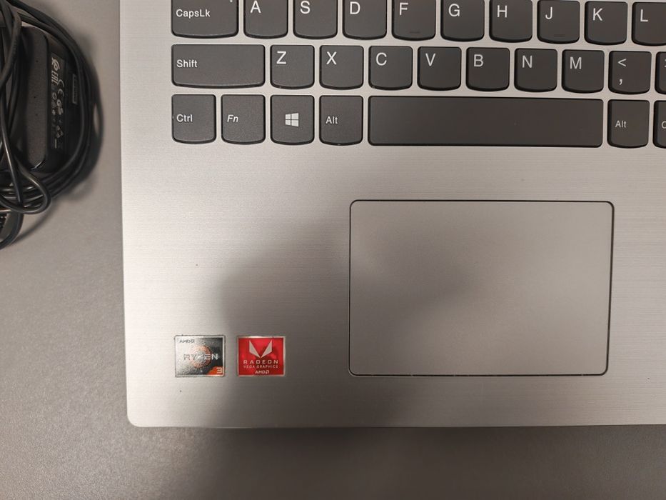 Laptop Lenovo Ideapad 330