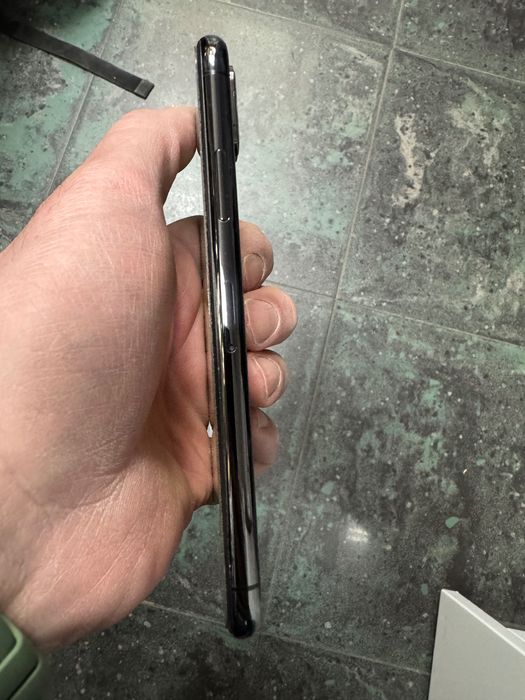 iPhone XS 64GB  Без забележки