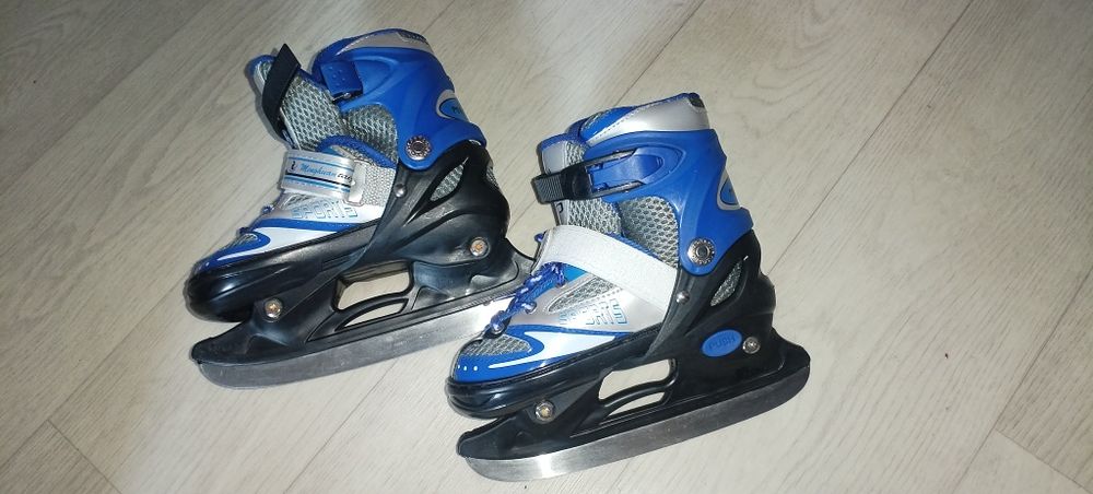 Продам коньки детские