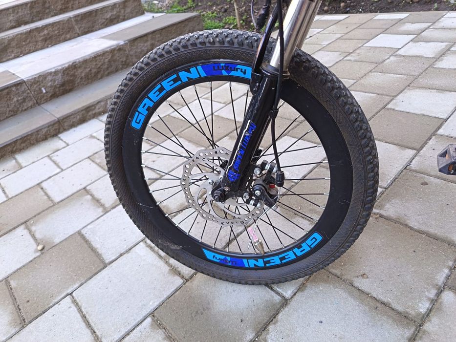 Vând bicicleta copii