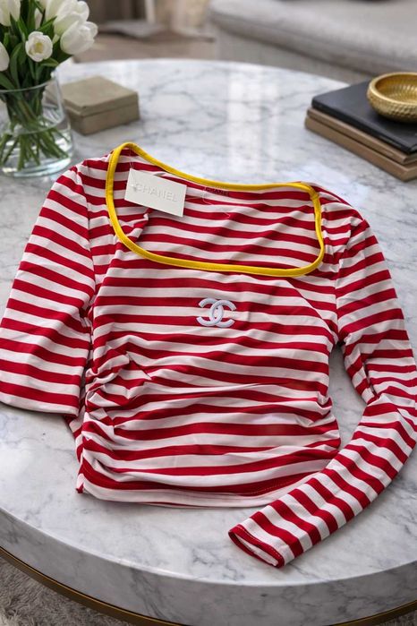 нова блуза с дълъг ръкав пролетна на райе червена бяла на шанел chanel