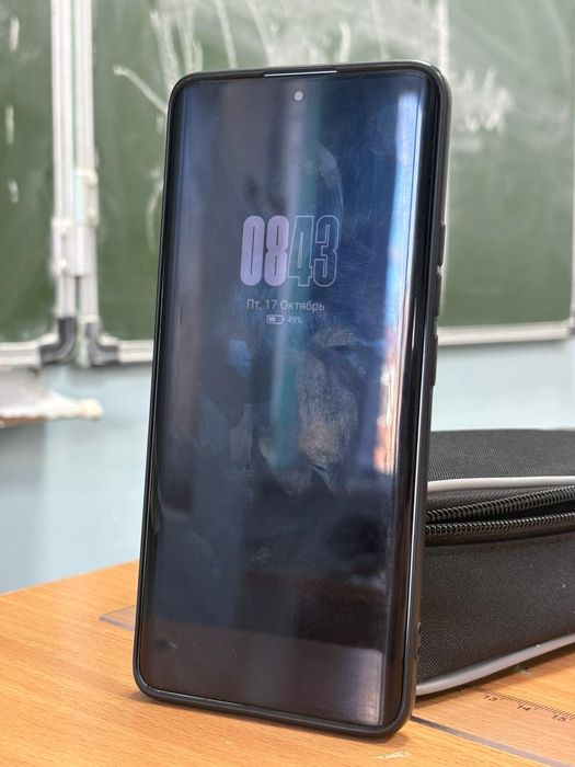 продаю Redmi 13pro plus 5g