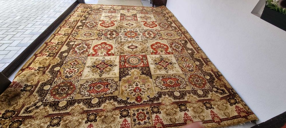 Vand covor persan din lana naturala