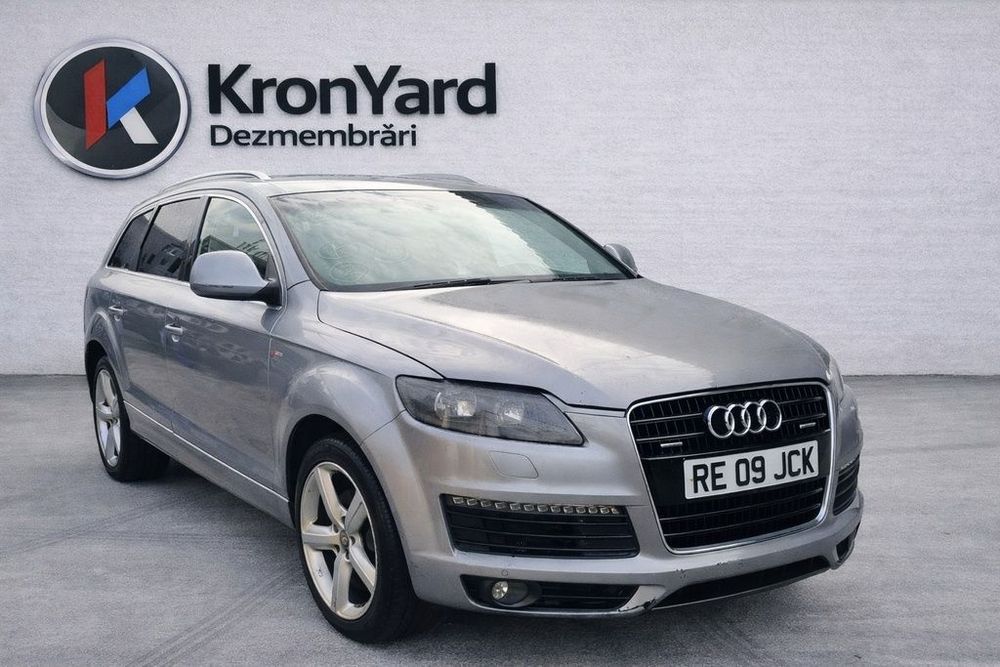 Ornament AUDI Q7 2005 - 2009 (1370) Perie geam stanga fata