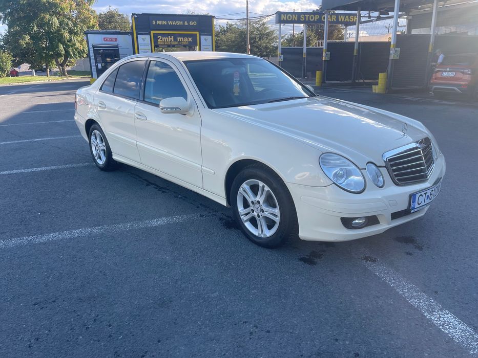 Masina de vanzare  urgent mai multe detali la nr de tel 0775433467